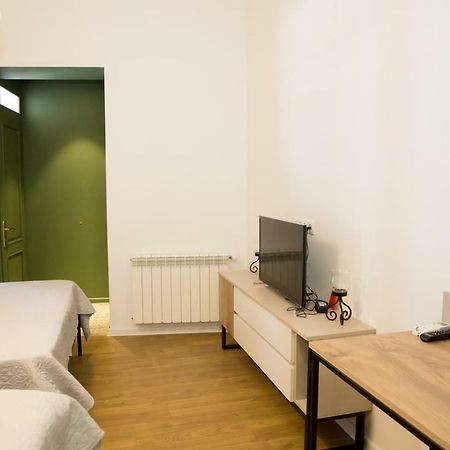 Meidan Suites Tbilisi Esterno foto