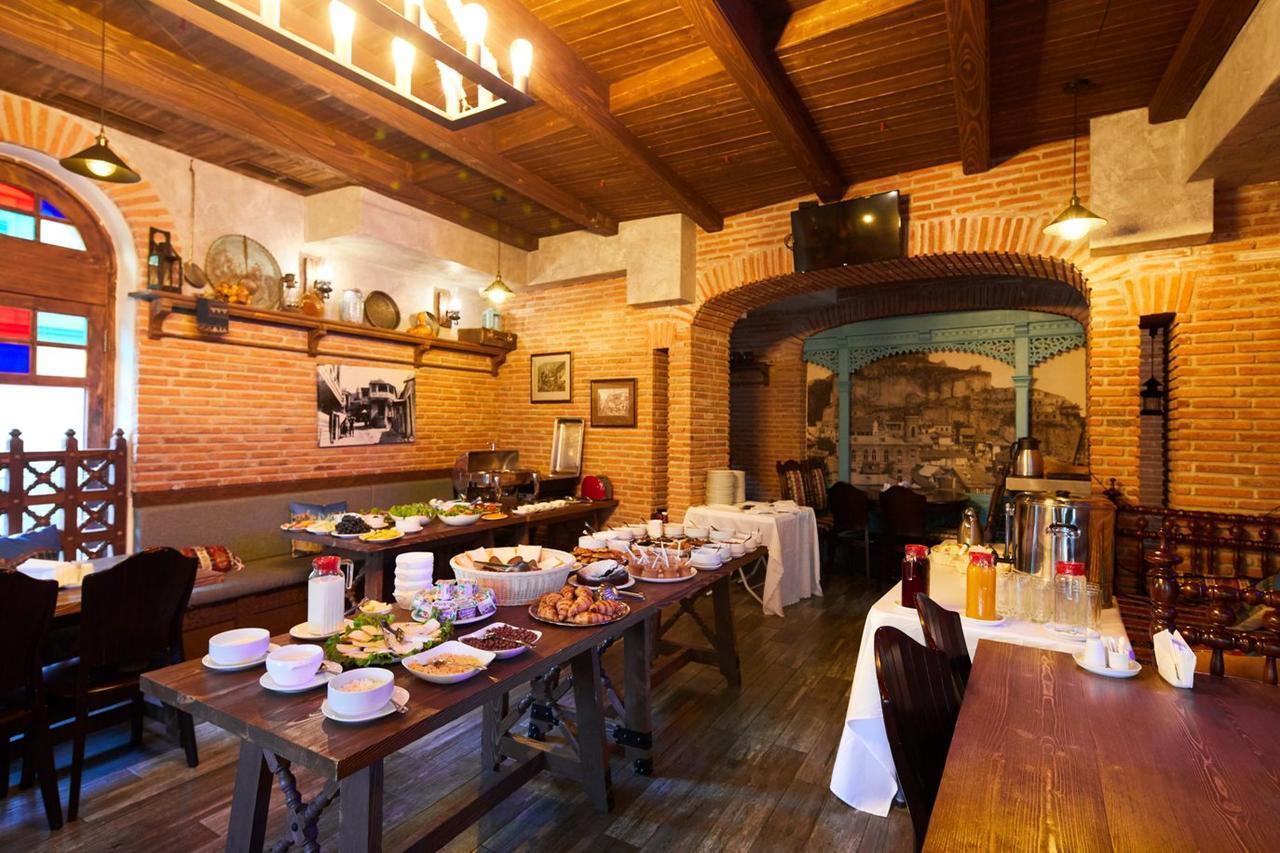 Meidan Suites Tbilisi Esterno foto