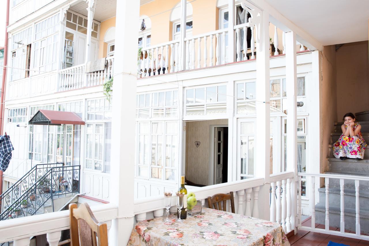 Meidan Suites Tbilisi Esterno foto