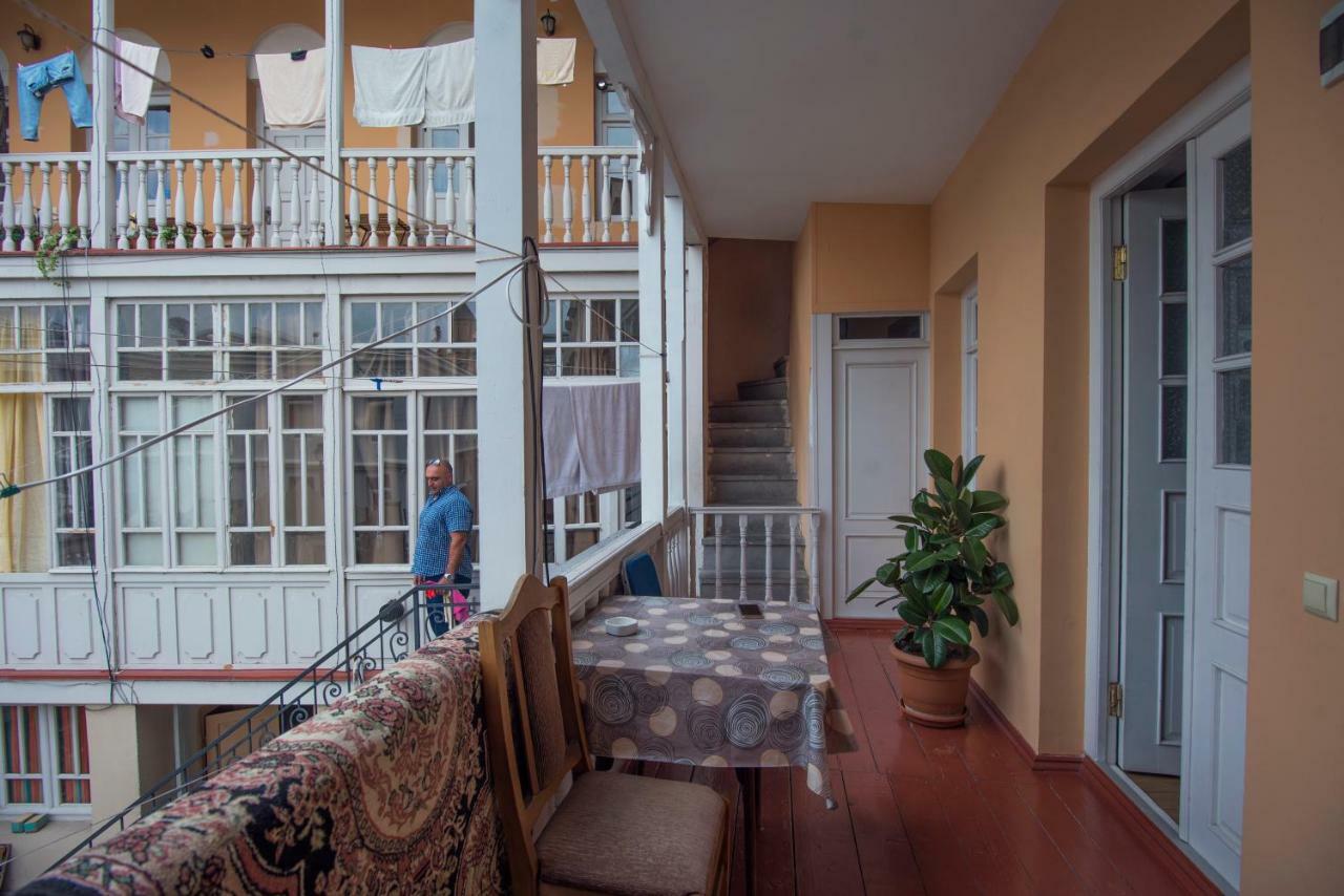 Meidan Suites Tbilisi Esterno foto
